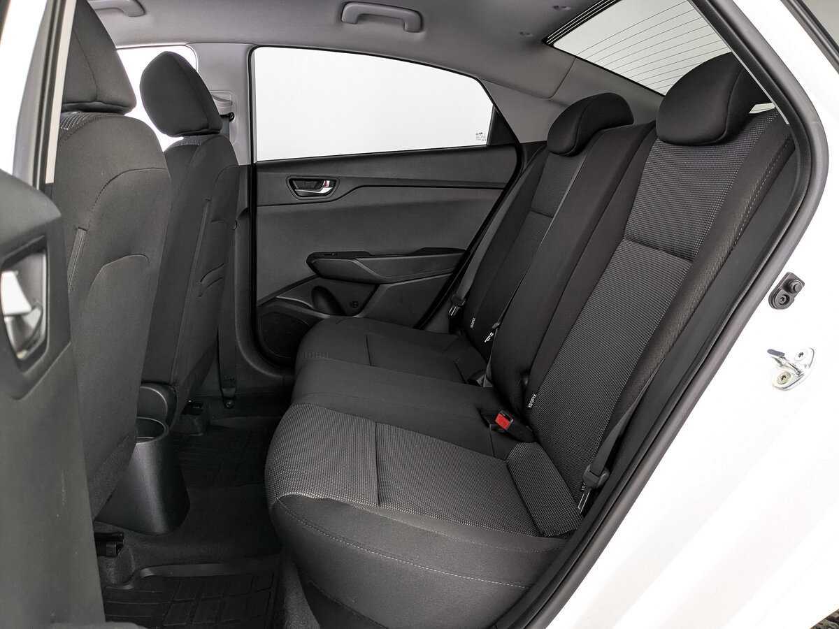 Купить Hyundai Solaris с пробегом. Фото: #16