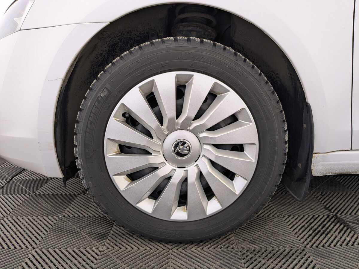 Купить Skoda Octavia с пробегом. Фото: #11