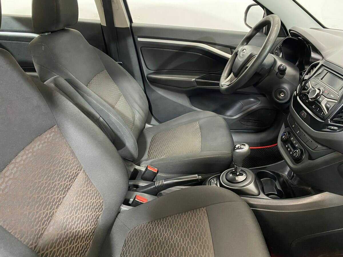 Купить Lada (ВАЗ) Vesta с пробегом. Фото: #9