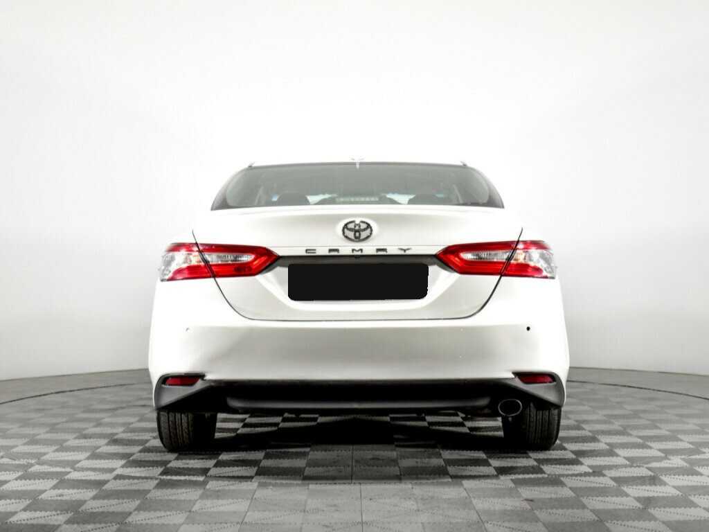 Купить Toyota Camry с пробегом. Фото: #4