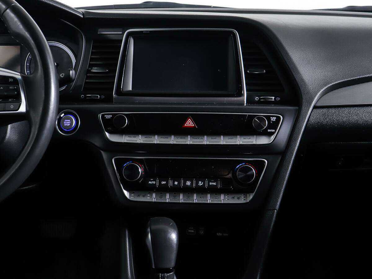 Купить Hyundai Sonata с пробегом. Фото: #11