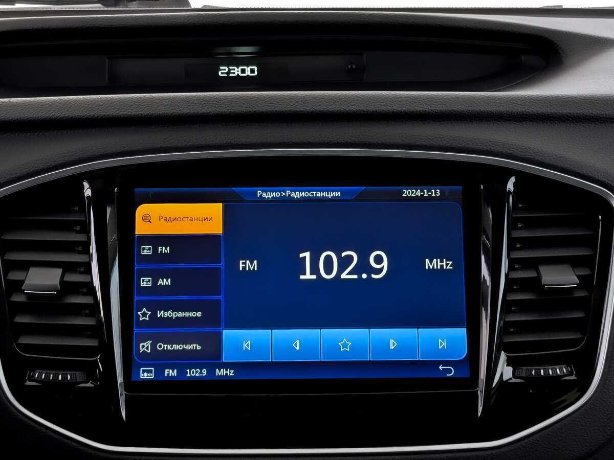 Купить Geely Emgrand X7 с пробегом. Фото: #14