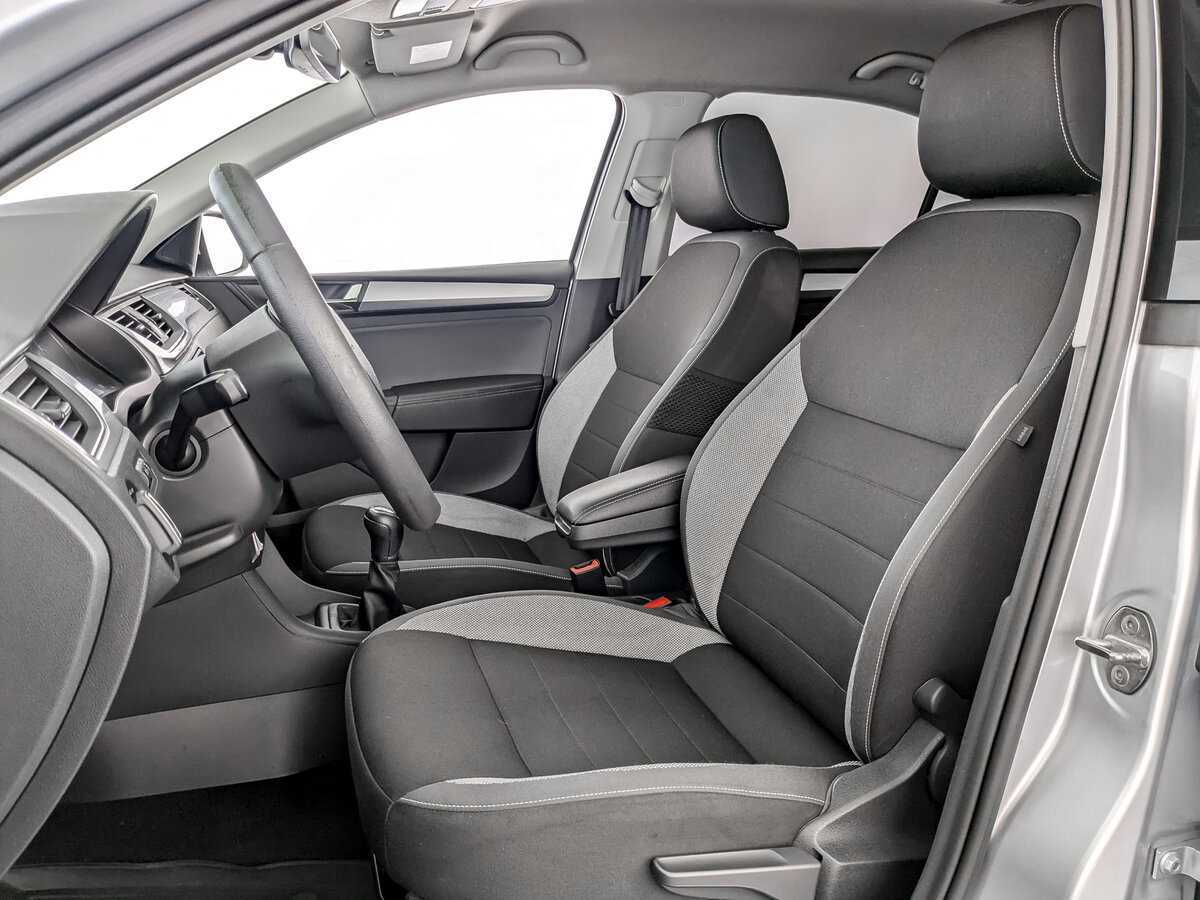 Купить Skoda Rapid с пробегом. Фото: #15