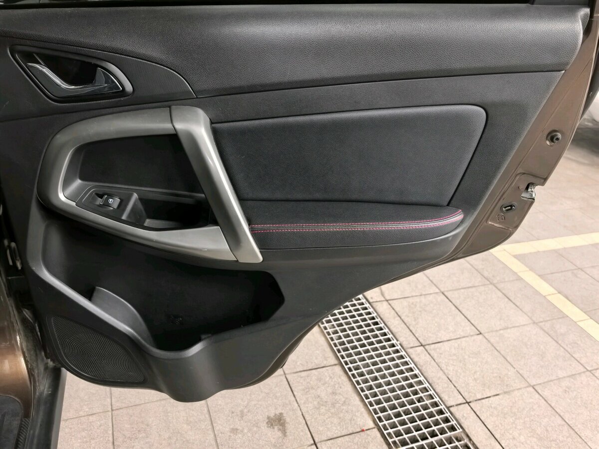 Купить Chery Tiggo 5 с пробегом. Фото: #17