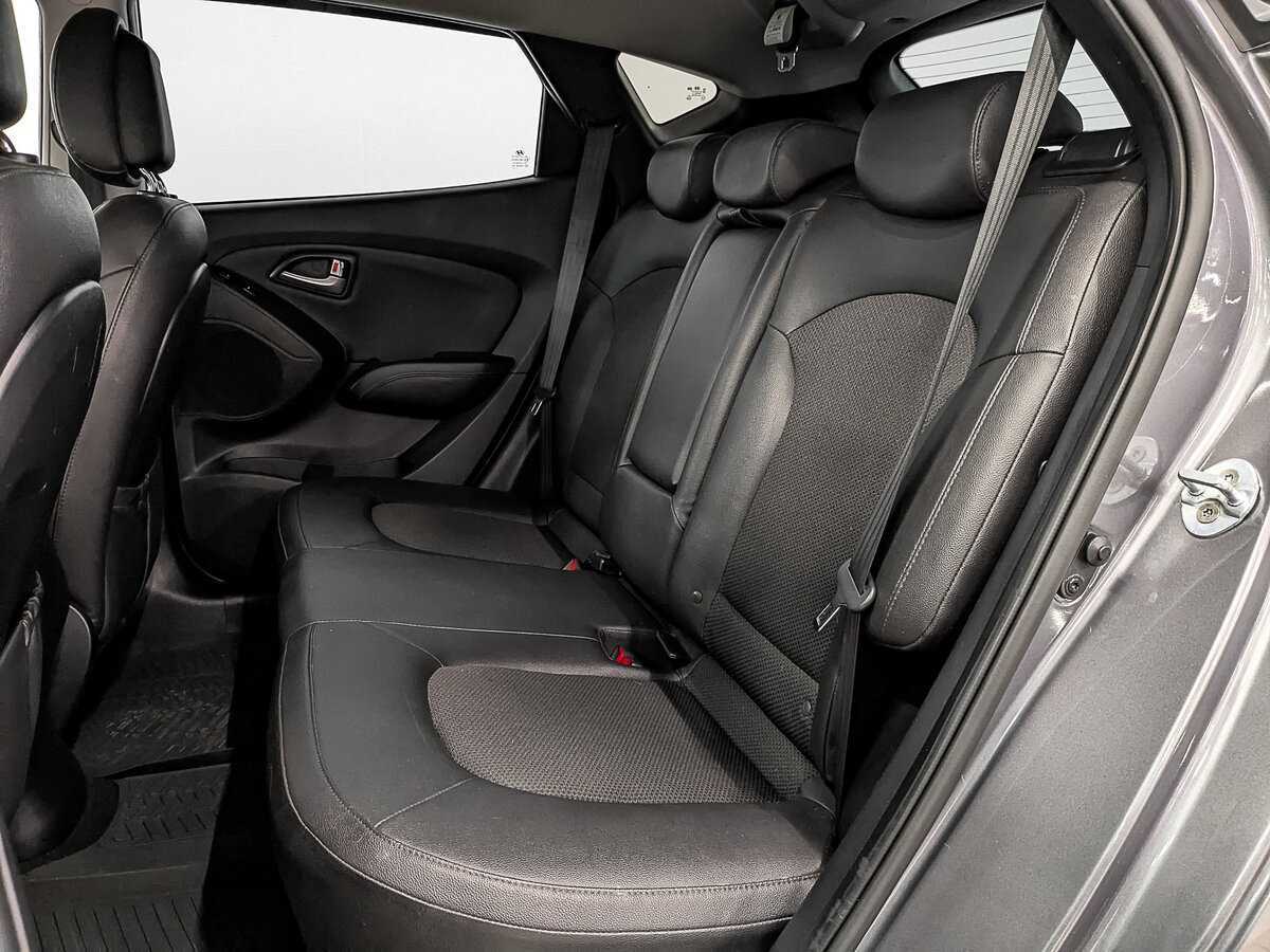 Купить Hyundai ix35 с пробегом. Фото: #17