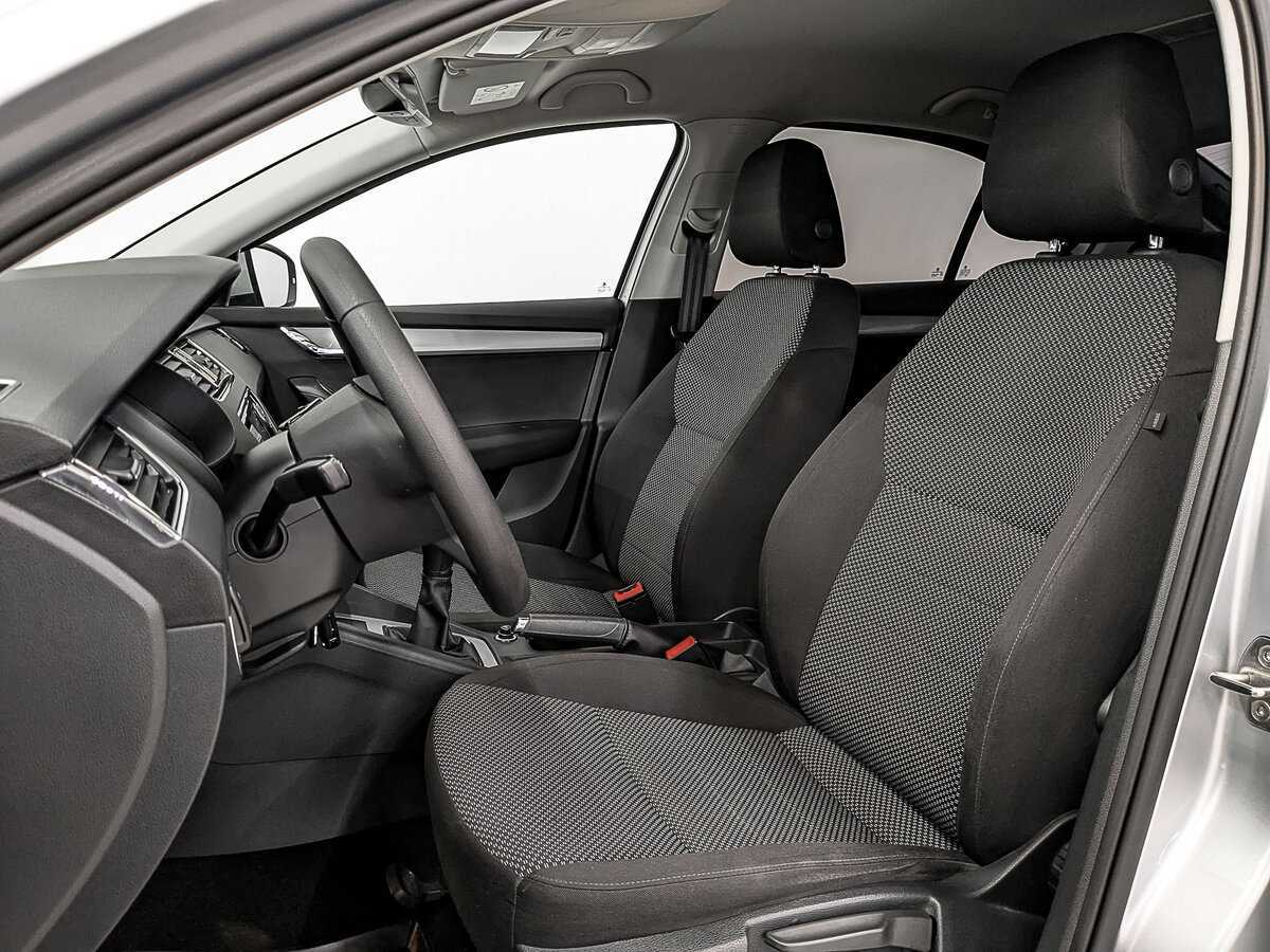 Купить Skoda Octavia с пробегом. Фото: #19