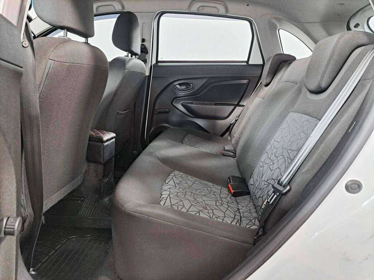 Купить Lada (ВАЗ) XRAY с пробегом. Фото: #9