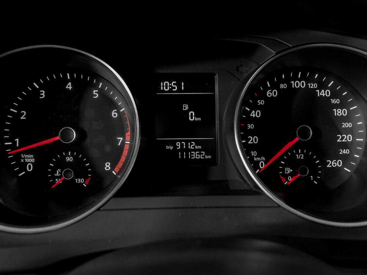 Купить Volkswagen Jetta с пробегом. Фото: #10