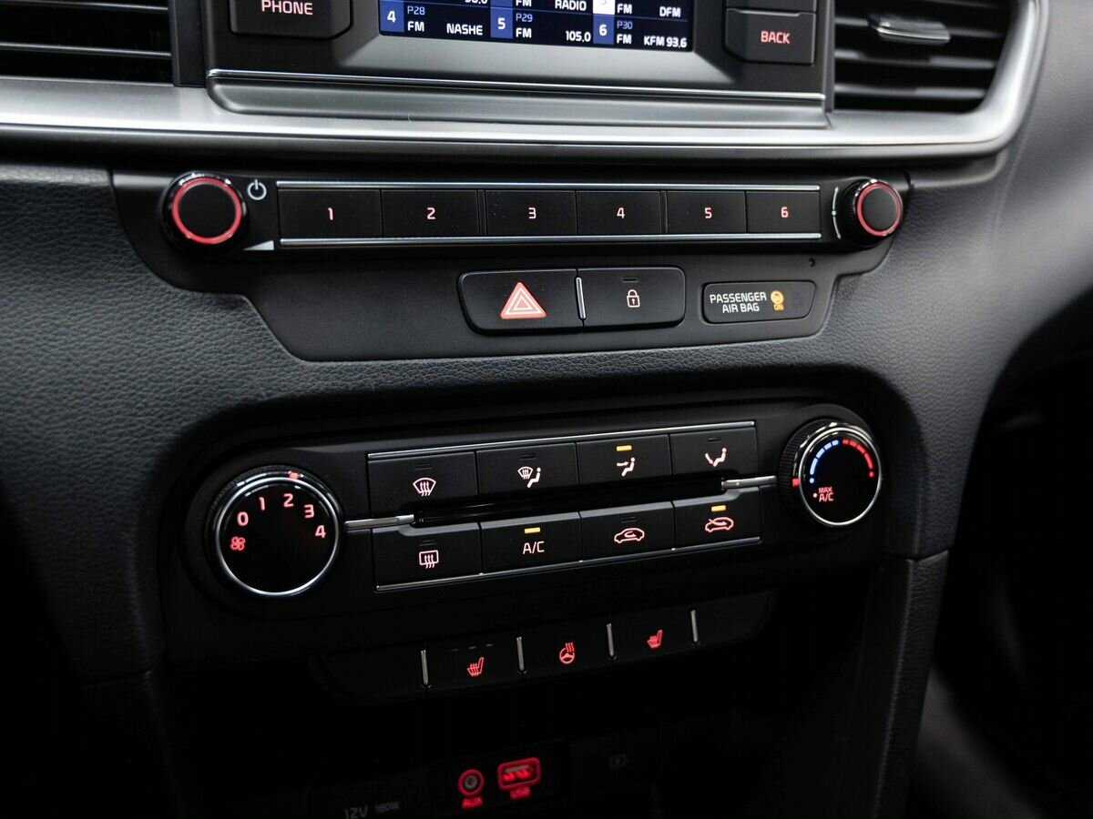 Купить Kia Ceed с пробегом. Фото: #20