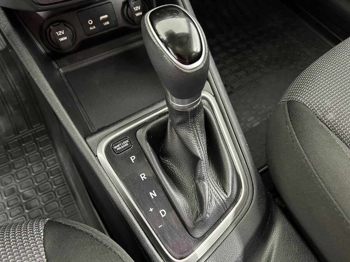 Купить Hyundai Solaris с пробегом. Фото: #12