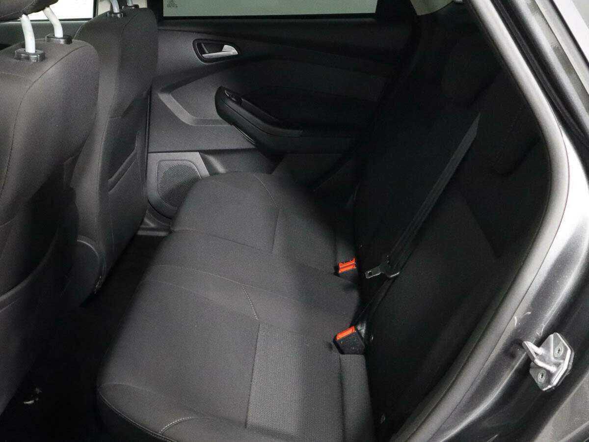 Купить Ford Focus с пробегом. Фото: #8