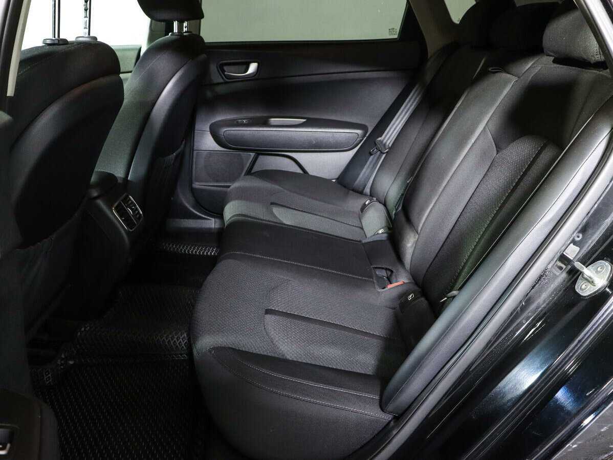 Купить Kia Optima с пробегом. Фото: #6