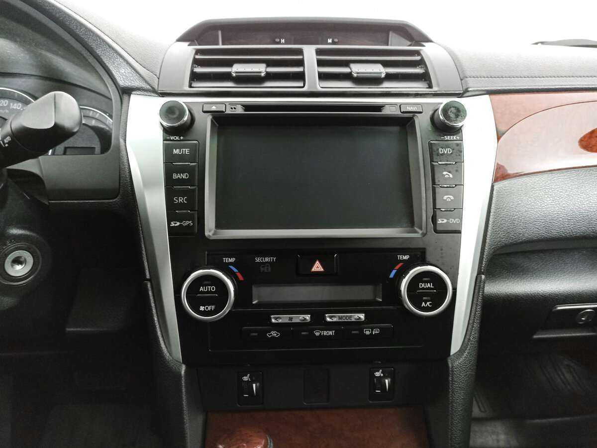 Купить Toyota Camry с пробегом. Фото: #12