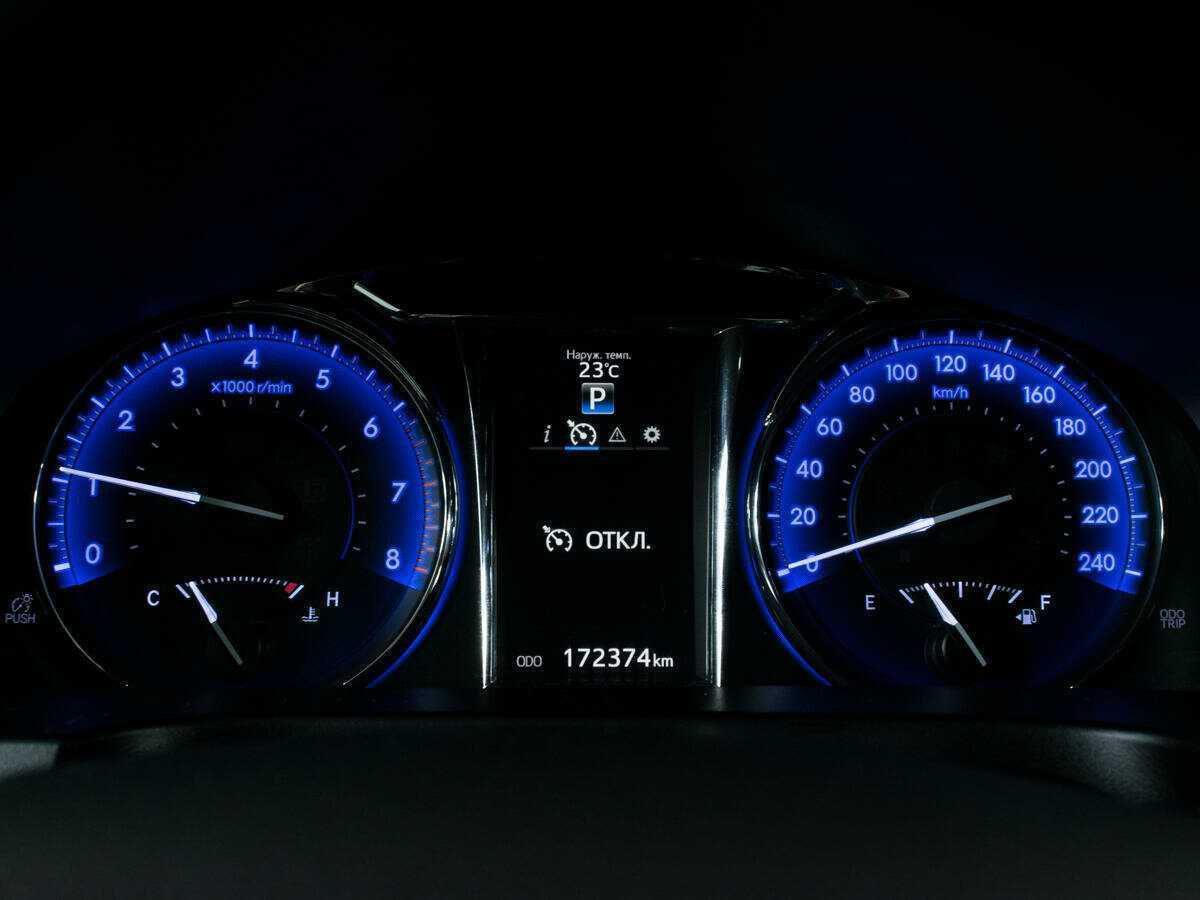 Купить Toyota Camry с пробегом. Фото: #11