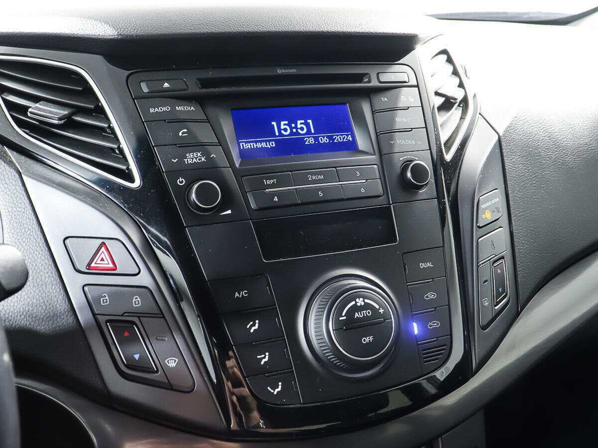 Купить Hyundai i40 с пробегом. Фото: #18
