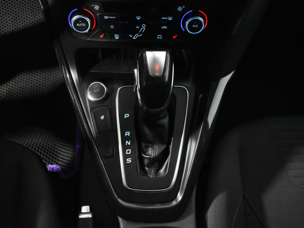 Купить Ford Focus с пробегом. Фото: #9