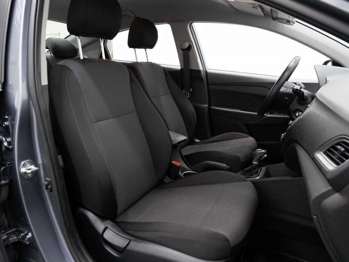 Купить Hyundai Solaris с пробегом. Фото: #12