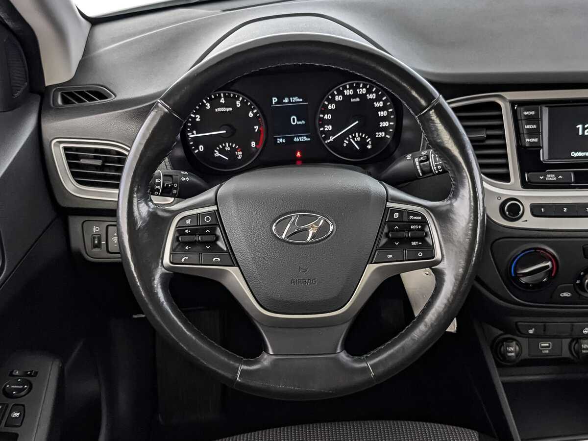 Купить Hyundai Solaris с пробегом. Фото: #17