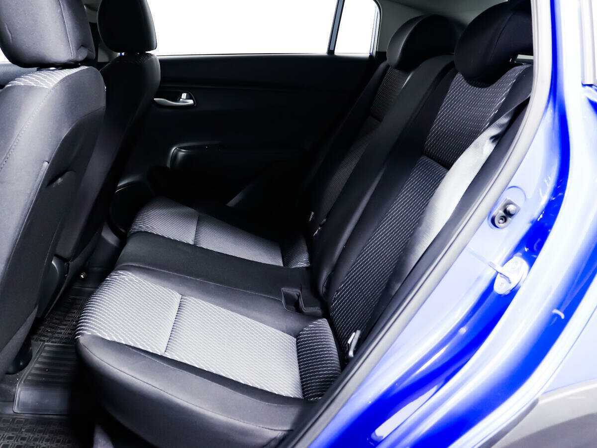 Купить Kia Rio с пробегом. Фото: #11
