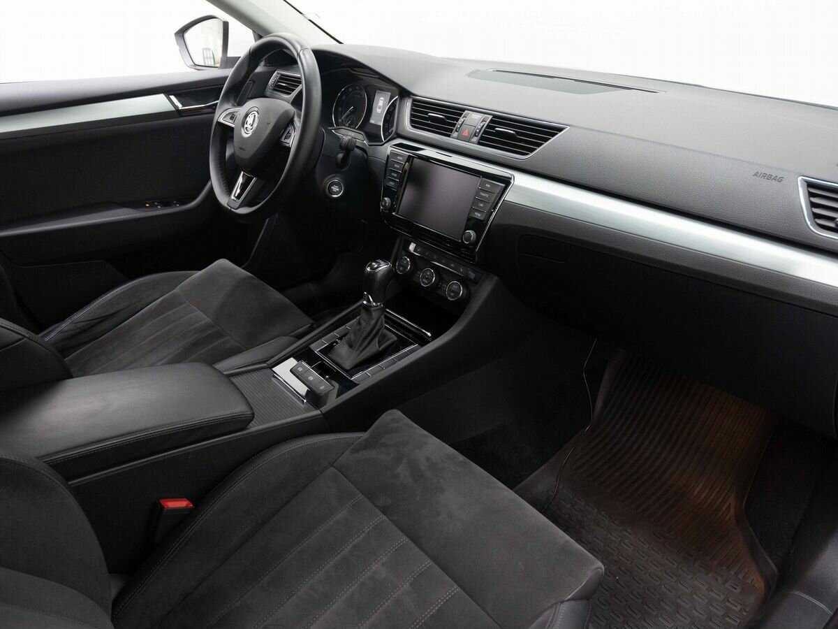 Купить Skoda Superb с пробегом. Фото: #10