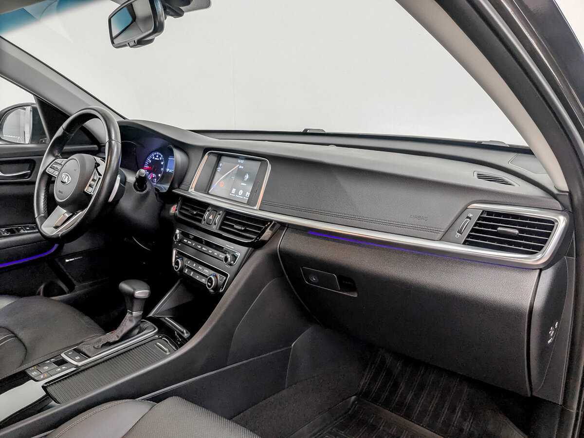 Купить Kia Optima с пробегом. Фото: #10