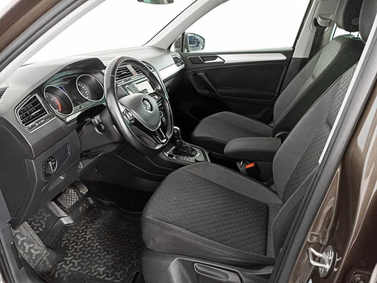 Купить Volkswagen Tiguan с пробегом. Фото: #13