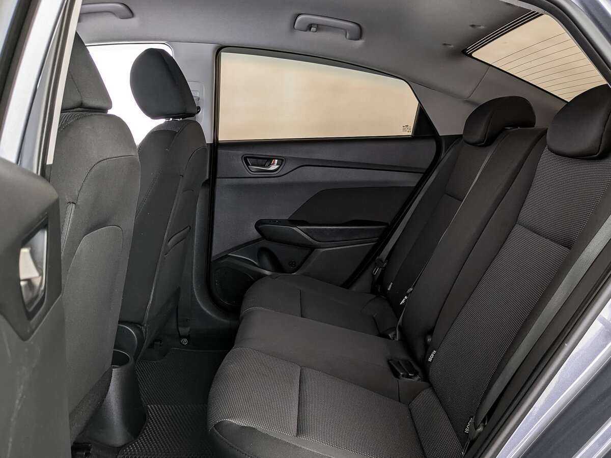 Купить Hyundai Solaris с пробегом. Фото: #17