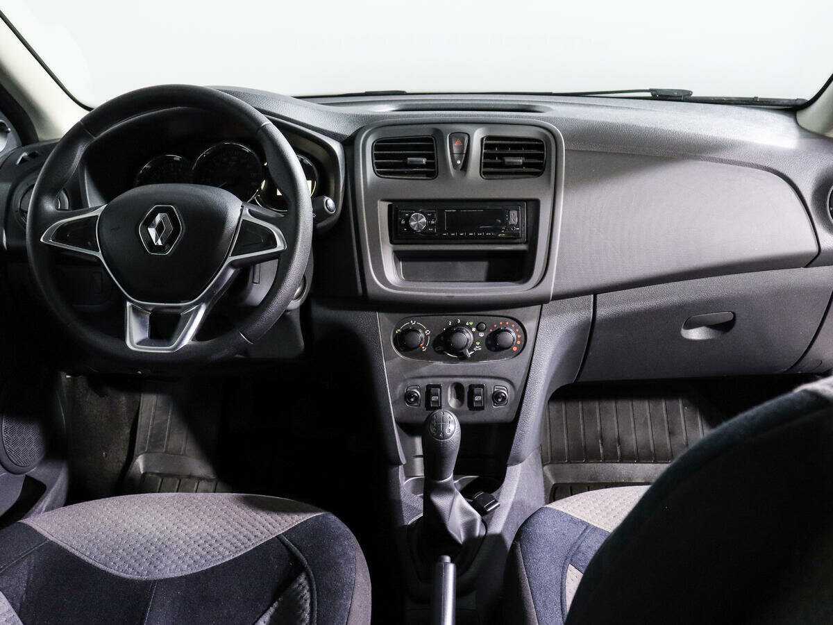 Купить Renault Sandero с пробегом. Фото: #11