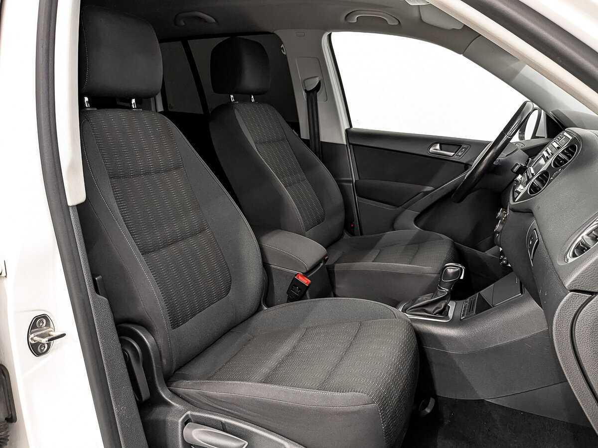 Купить Volkswagen Tiguan с пробегом. Фото: #21