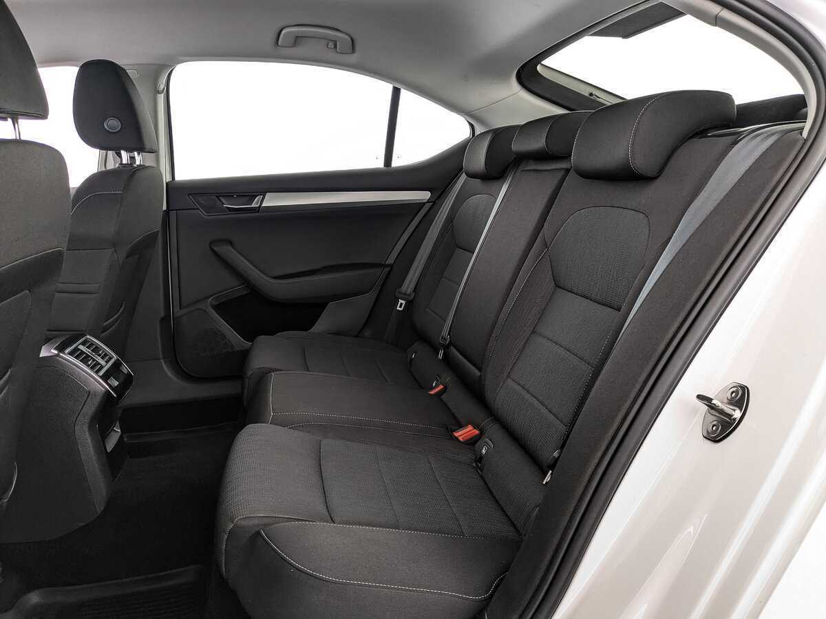 Купить Skoda Superb с пробегом. Фото: #15