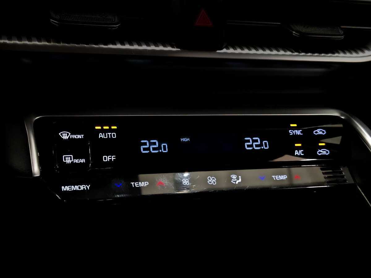 Купить Kia K5 с пробегом. Фото: #23