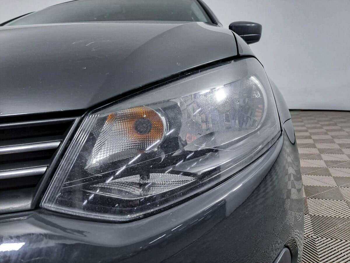 Купить Volkswagen Polo с пробегом. Фото: #16