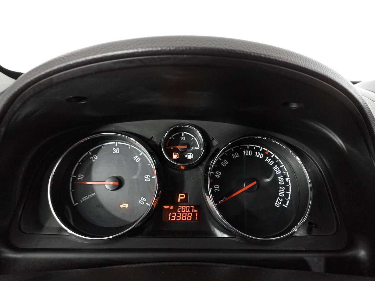 Купить Opel Antara с пробегом. Фото: #10