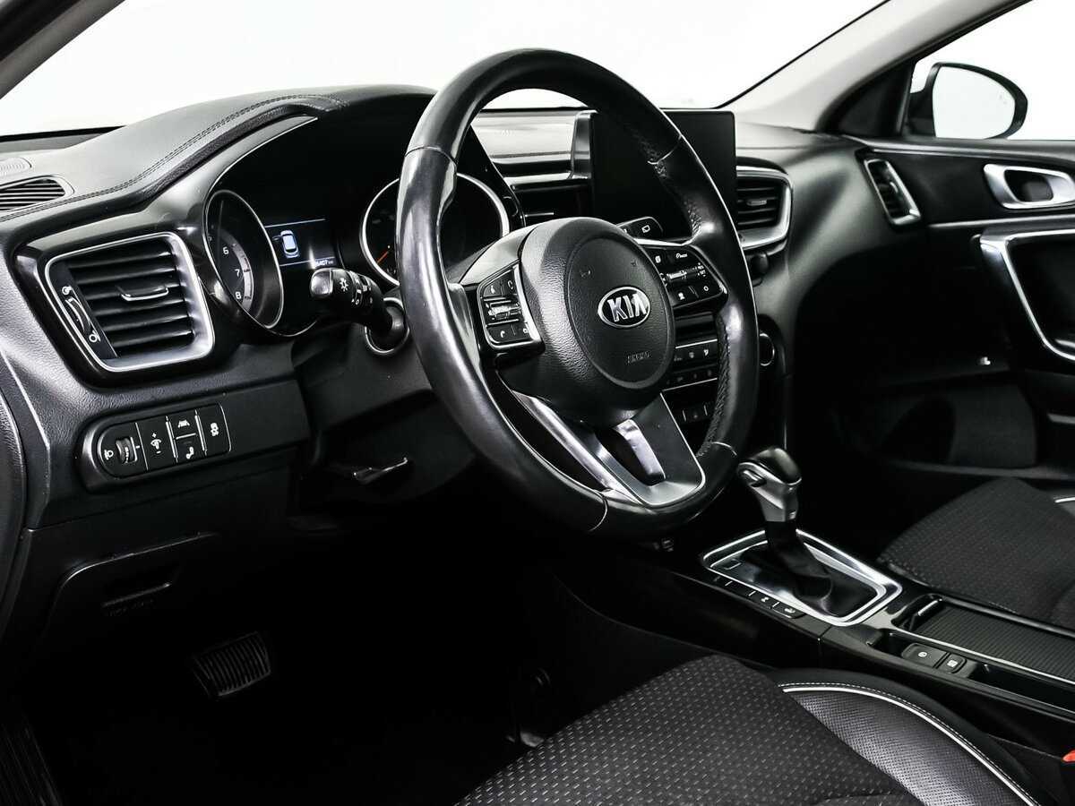 Купить Kia Ceed с пробегом. Фото: #12