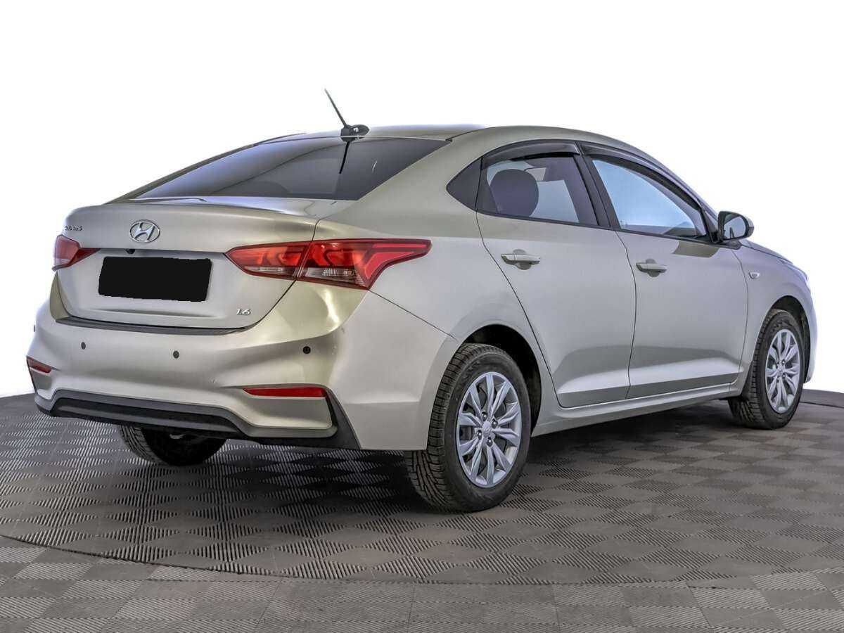 Купить Hyundai Solaris с пробегом. Фото: #4