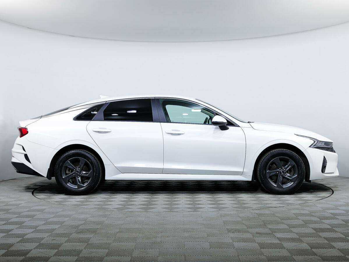 Купить Kia K5 с пробегом. Фото: #2