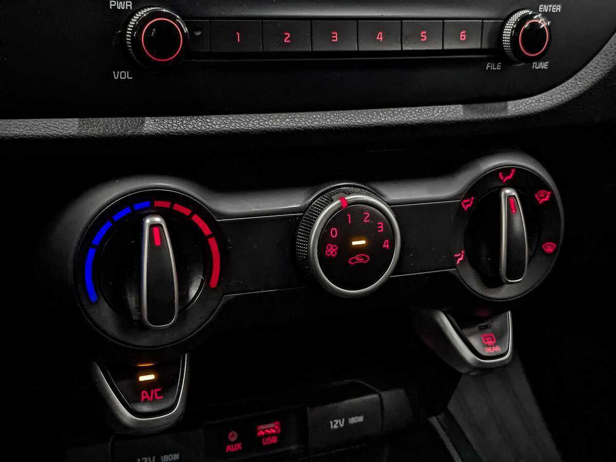 Купить Kia Rio с пробегом. Фото: #20