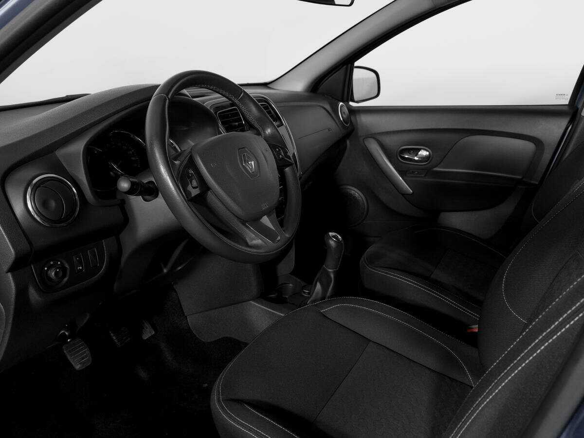 Купить Renault Sandero с пробегом. Фото: #14
