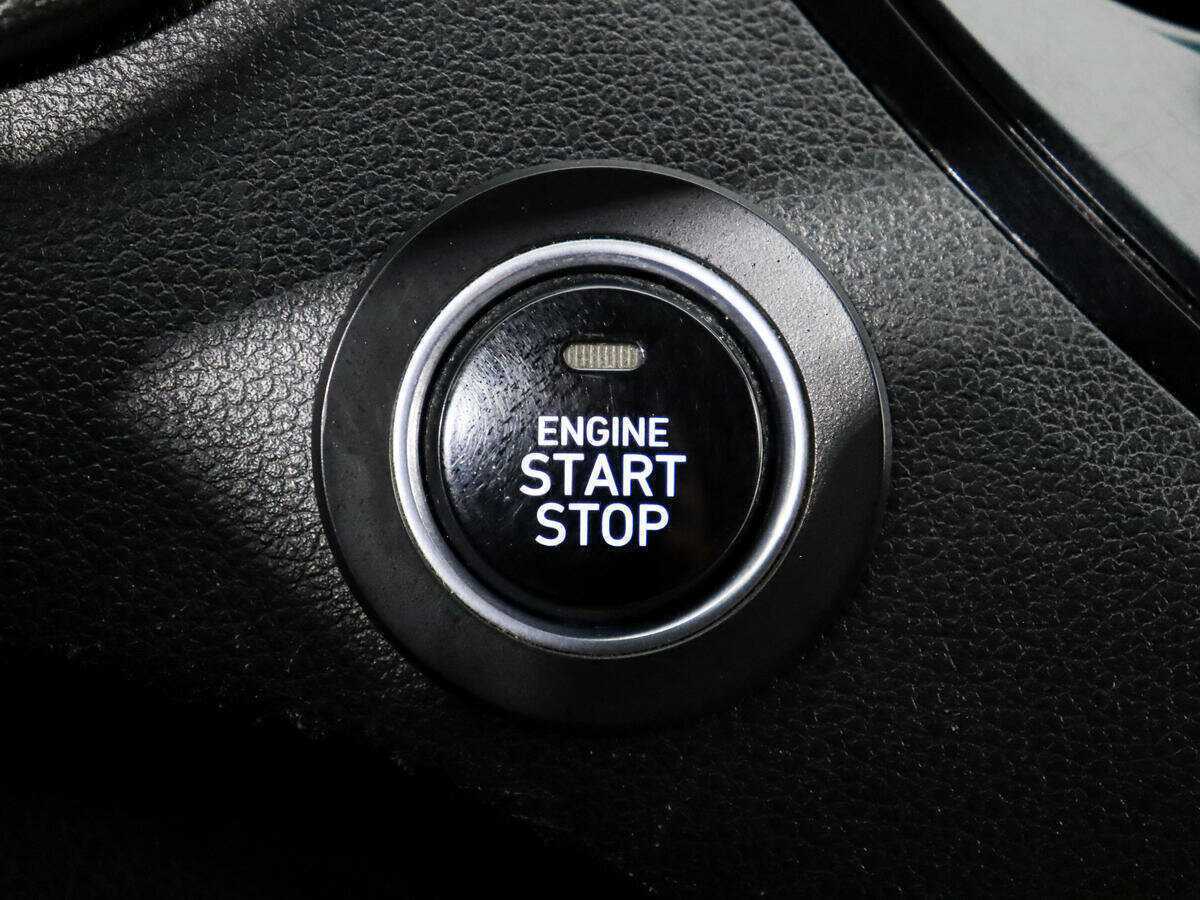 Купить Hyundai Solaris с пробегом. Фото: #9