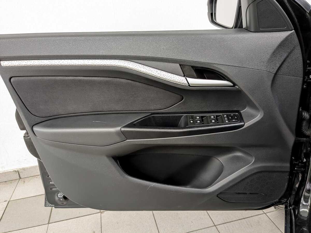 Купить Lada (ВАЗ) Vesta с пробегом. Фото: #18