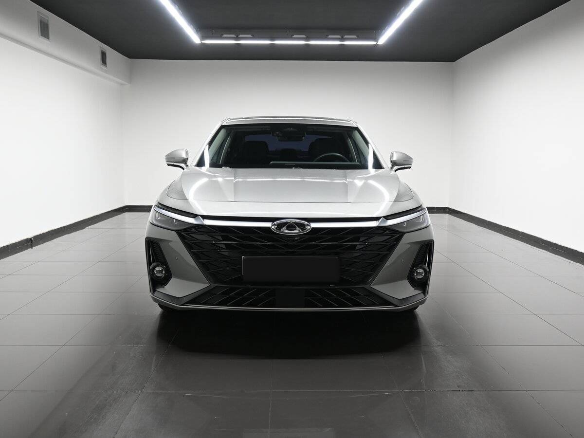 Купить Chery Arrizo 8 с пробегом. Фото: #2