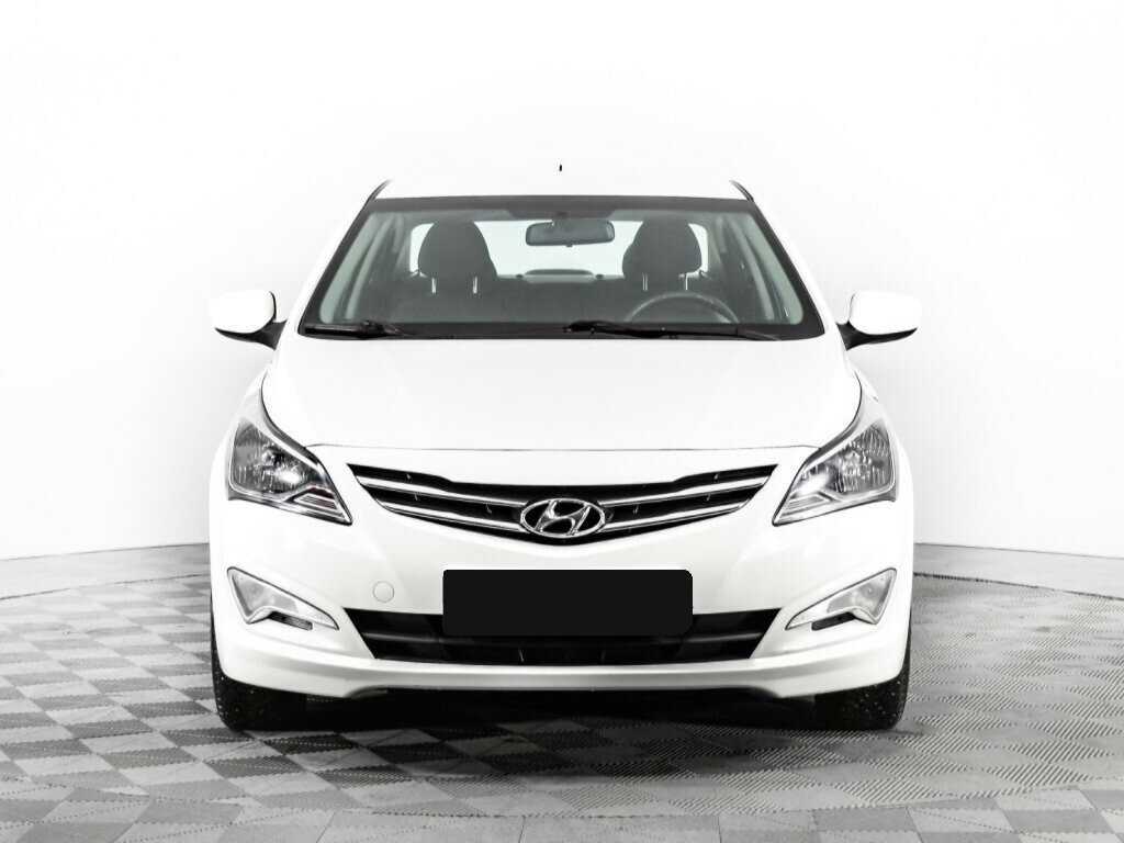 Купить Hyundai Solaris с пробегом. Фото: #1