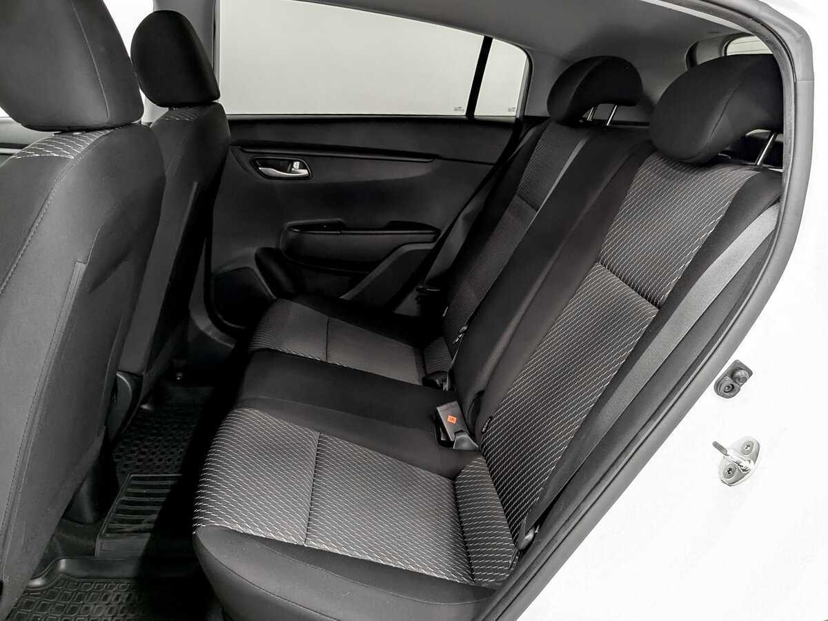 Купить Kia Rio с пробегом. Фото: #11