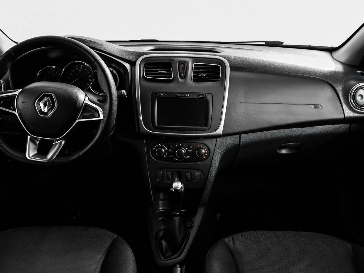 Купить Renault Logan с пробегом. Фото: #10