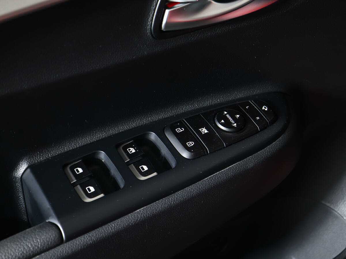 Купить Kia Rio с пробегом. Фото: #15