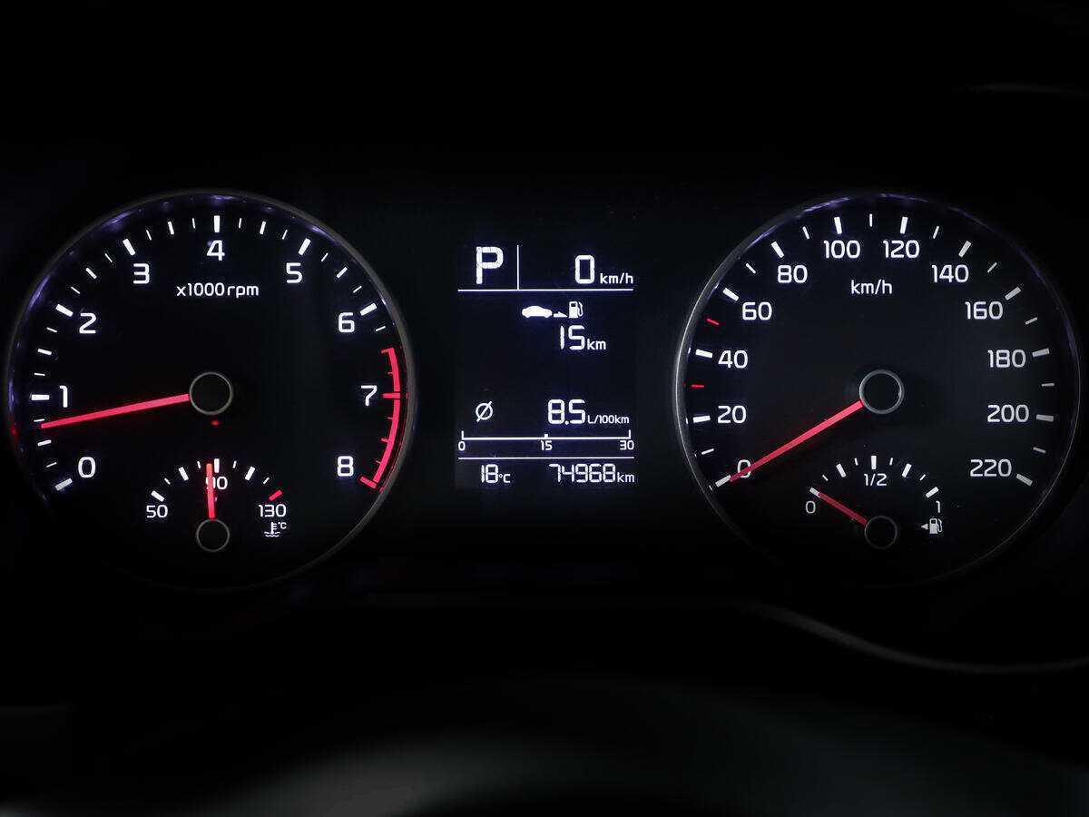 Купить Kia Rio с пробегом. Фото: #8