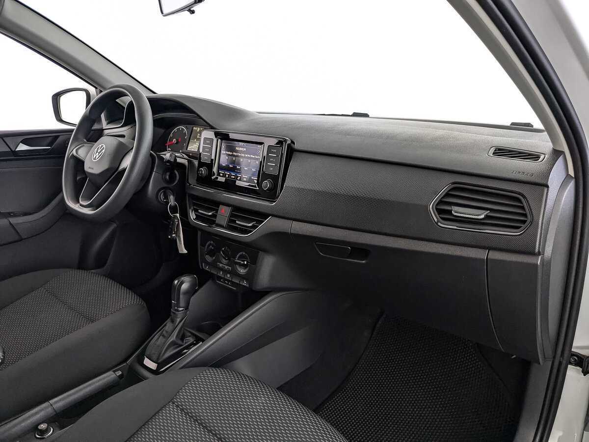 Купить Volkswagen Polo с пробегом. Фото: #8
