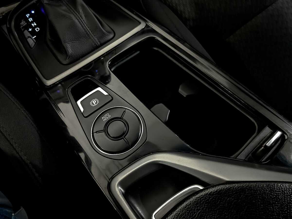 Купить Hyundai i40 с пробегом. Фото: #23