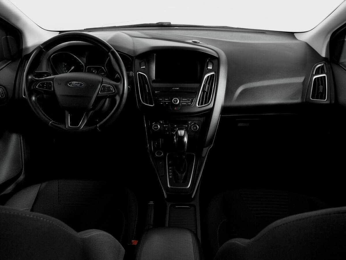 Купить Ford Focus с пробегом. Фото: #11