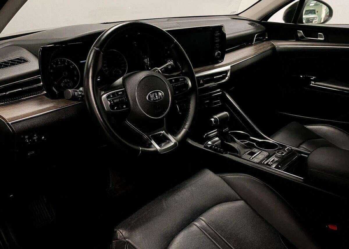 Купить Kia K5 с пробегом. Фото: #5